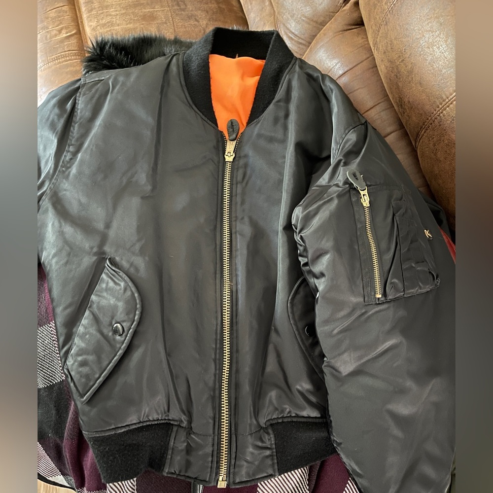 Black bomber jacket Size Small